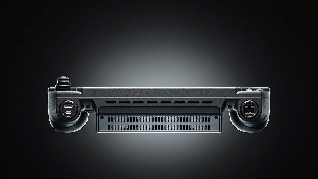 edge-ai-mission-system-connectors-usb-c-ethernet